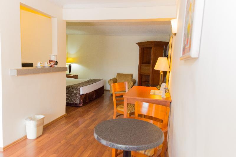 Hafersons Inn Hotel & Suites ซิวดัดมาเดโร ภายนอก รูปภาพ